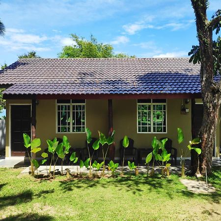 Sunset Bay Cottage Langkawi Exterior photo